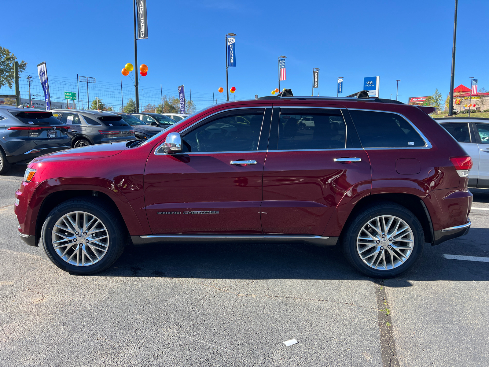 2017 Jeep Grand Cherokee Summit 8