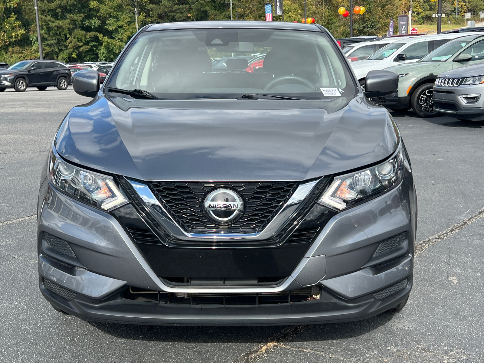 2022 Nissan Rogue Sport S 2