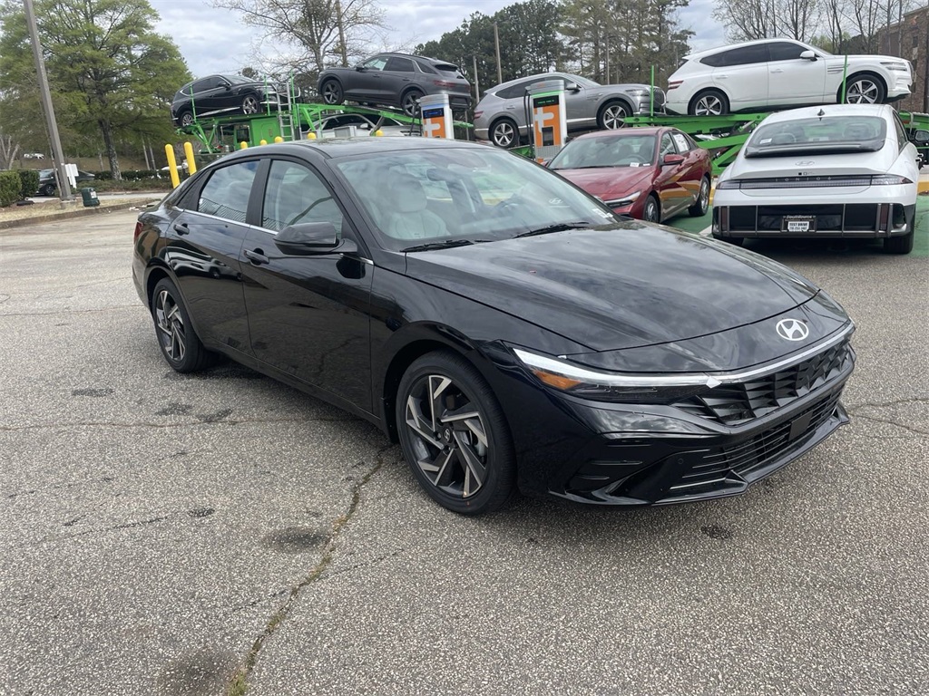 2024 Hyundai Elantra Hybrid Limited 8