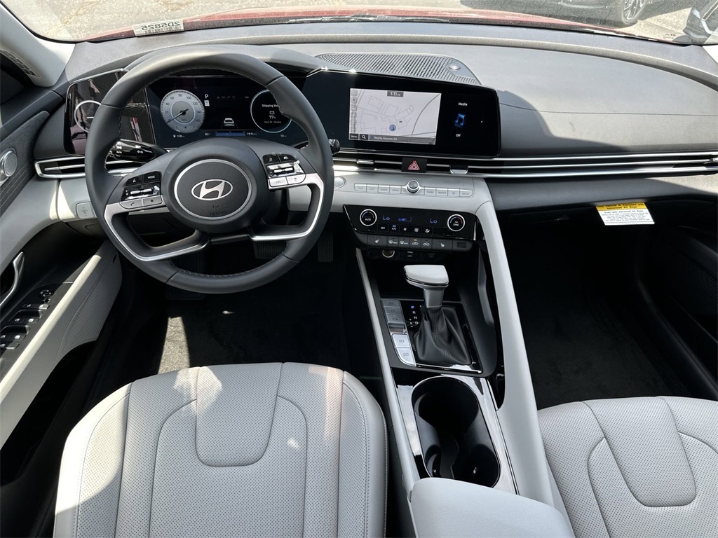 2024 Hyundai Elantra Limited 23