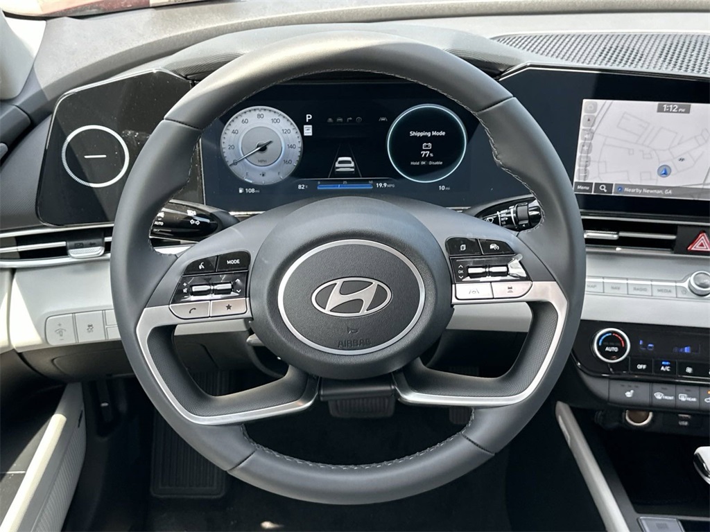 2024 Hyundai Elantra Limited 24