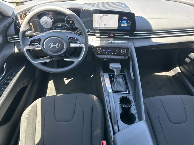 2024 Hyundai Elantra SEL 23