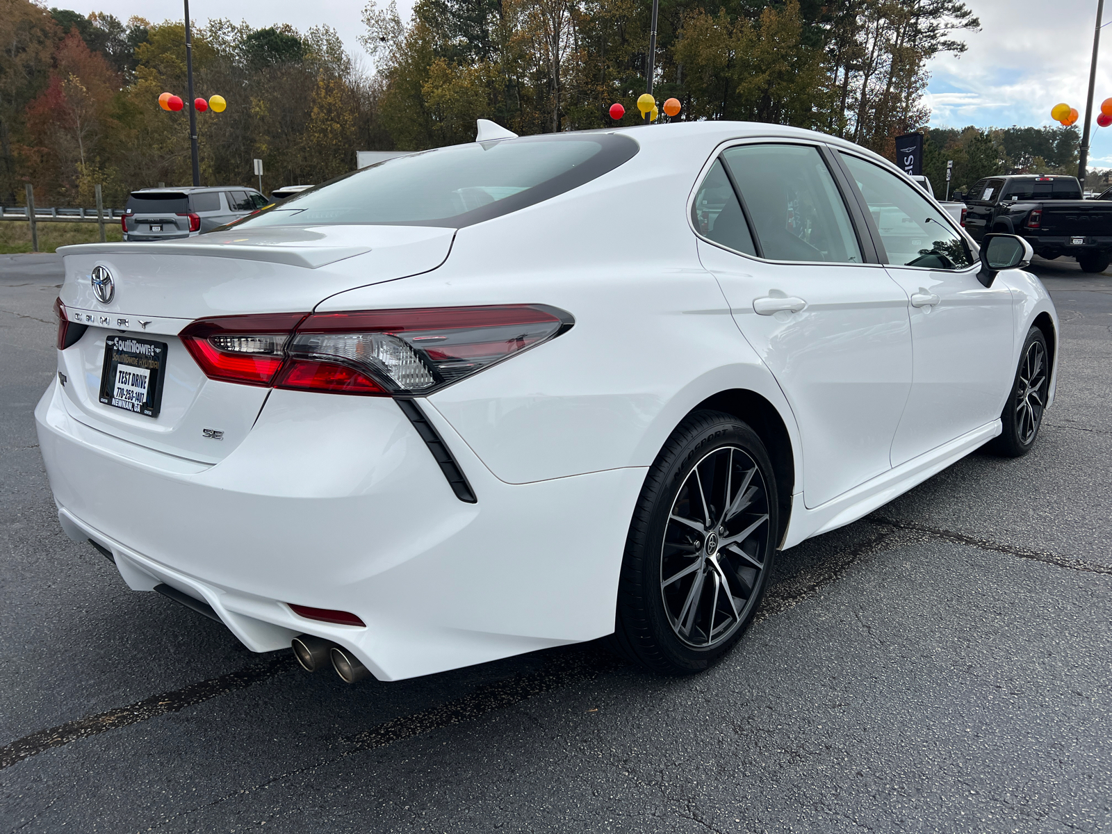 2023 Toyota Camry SE 5