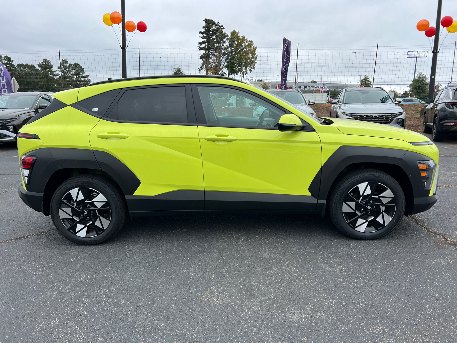 2025 Hyundai Kona SEL 4