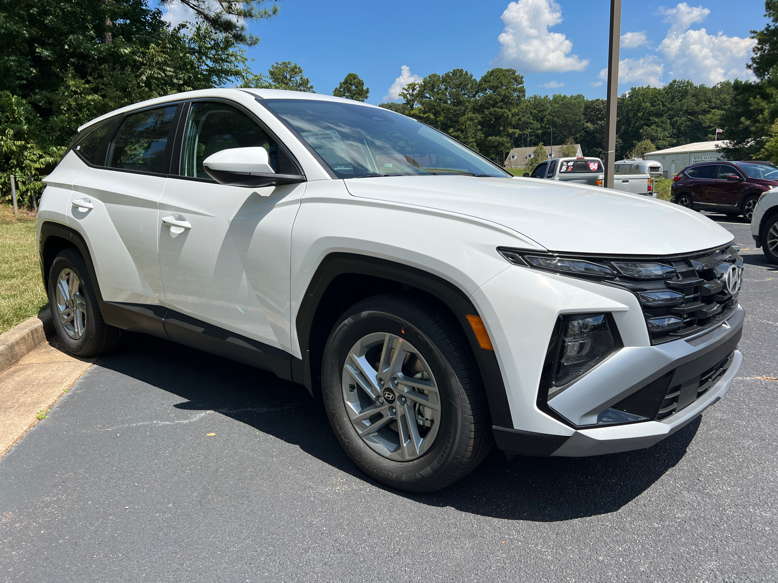 2025 Hyundai Tucson SE 3