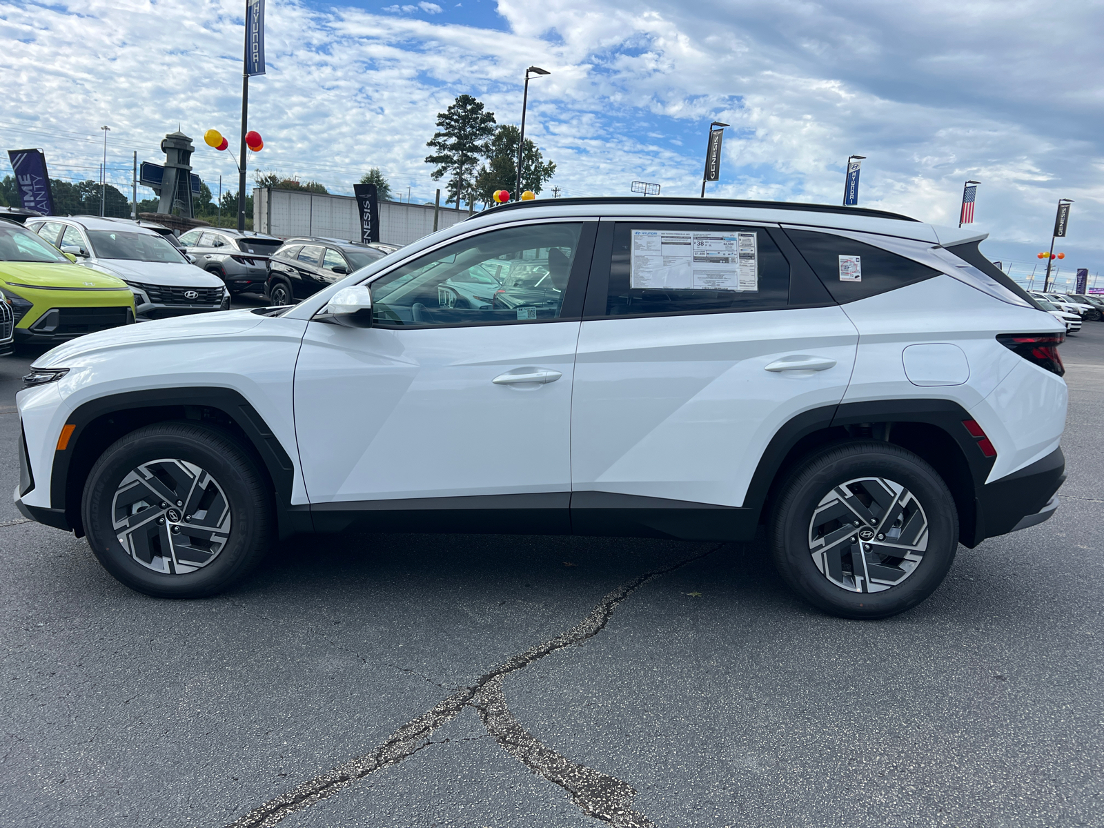 2025 Hyundai Tucson Hybrid Blue 8