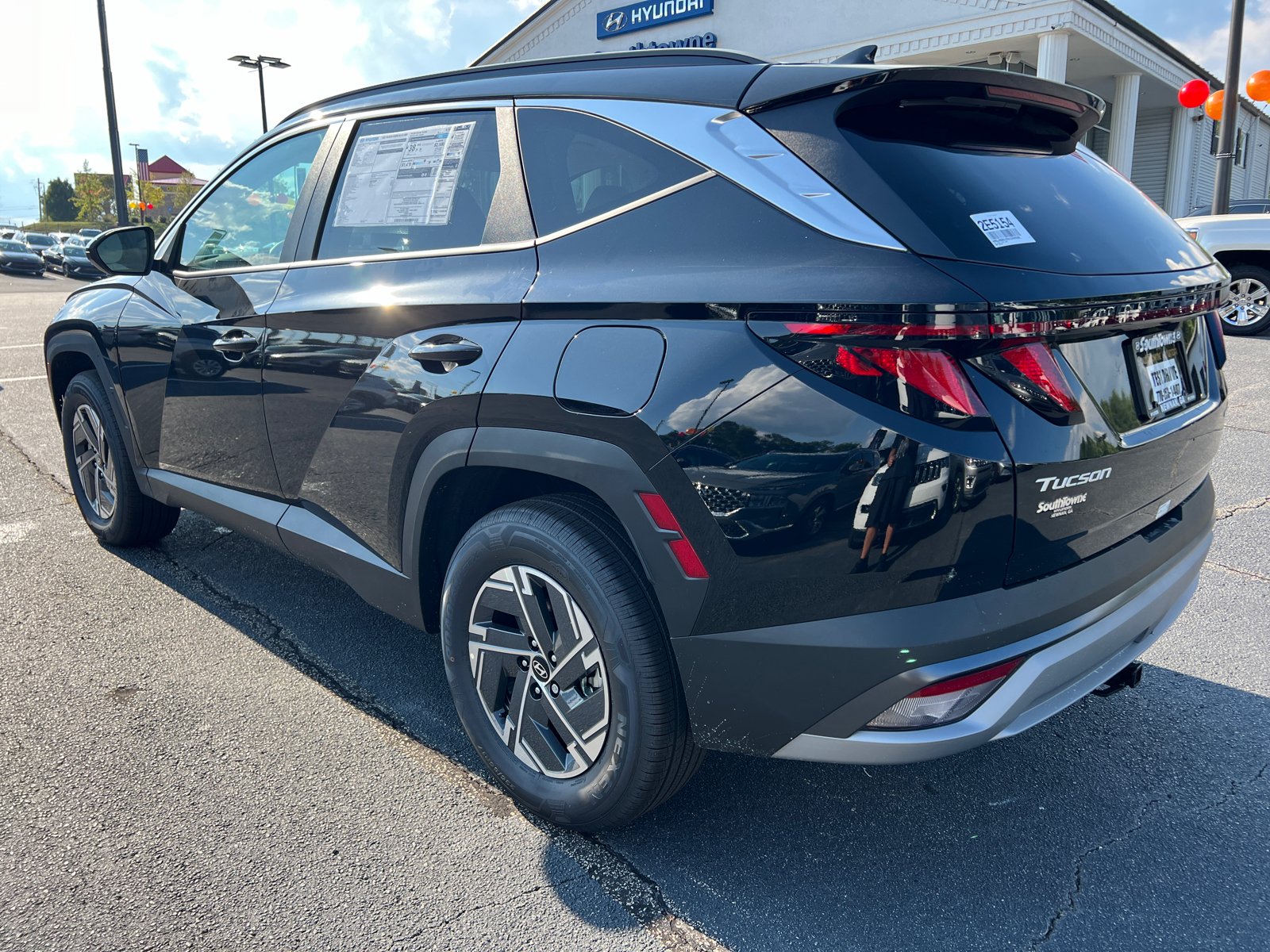 2025 Hyundai Tucson Hybrid Blue 7