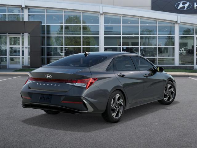 2025 Hyundai Elantra SEL 4