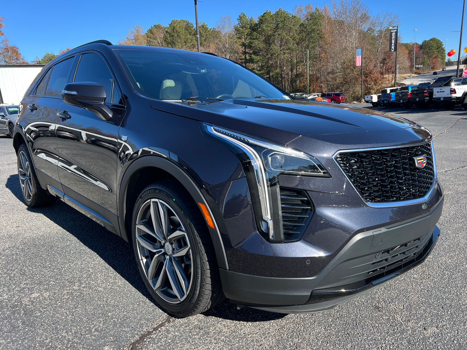 2023 Cadillac XT4 Sport 3