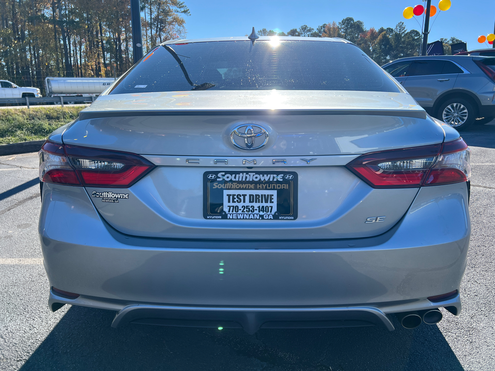 2023 Toyota Camry SE 6