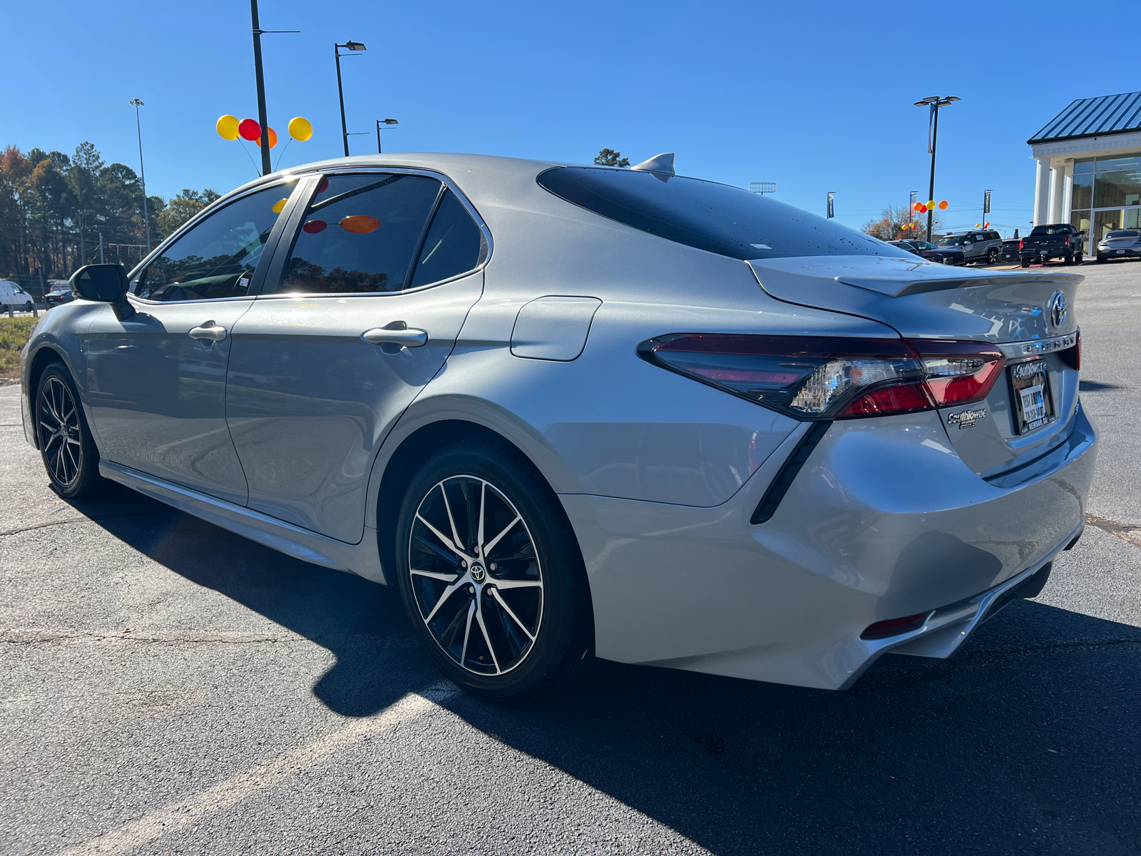 2023 Toyota Camry SE 7