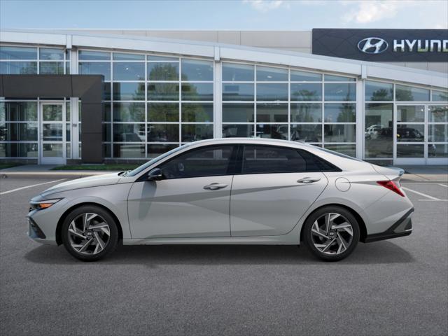 2025 Hyundai Elantra SEL 3