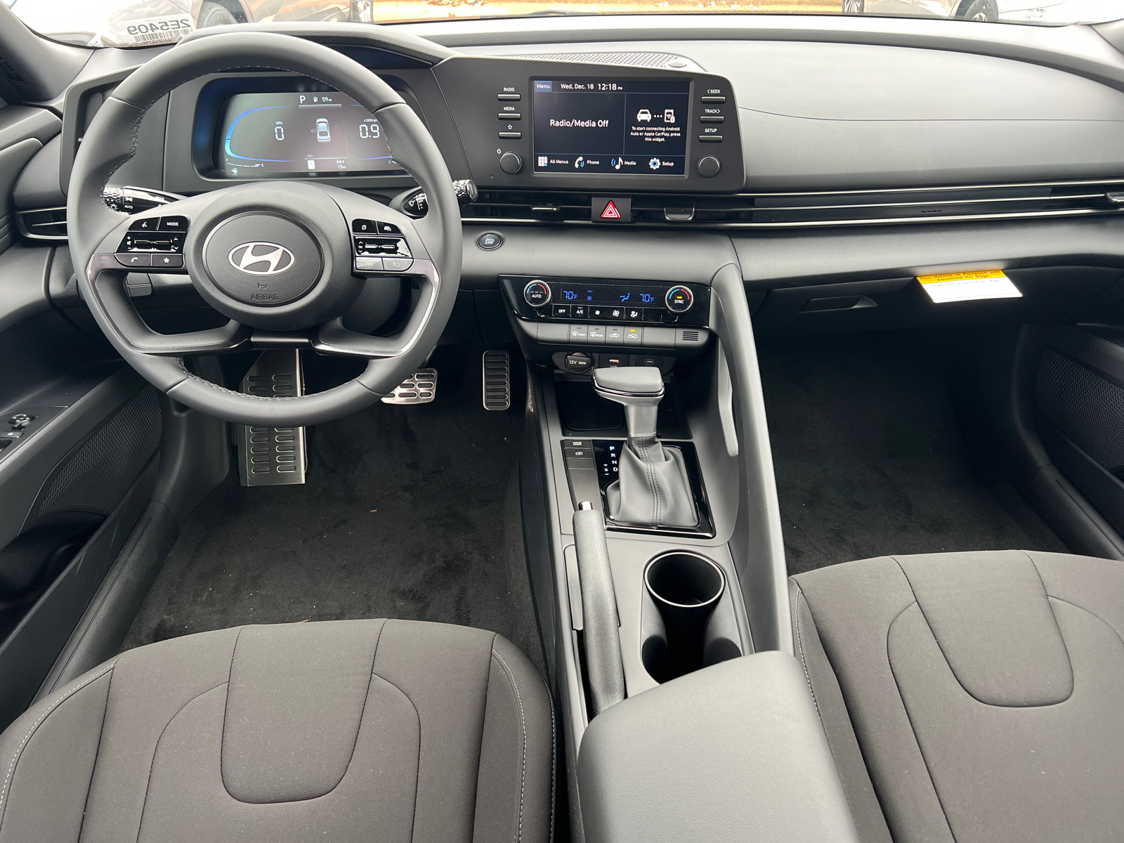 2025 Hyundai Elantra SEL 22