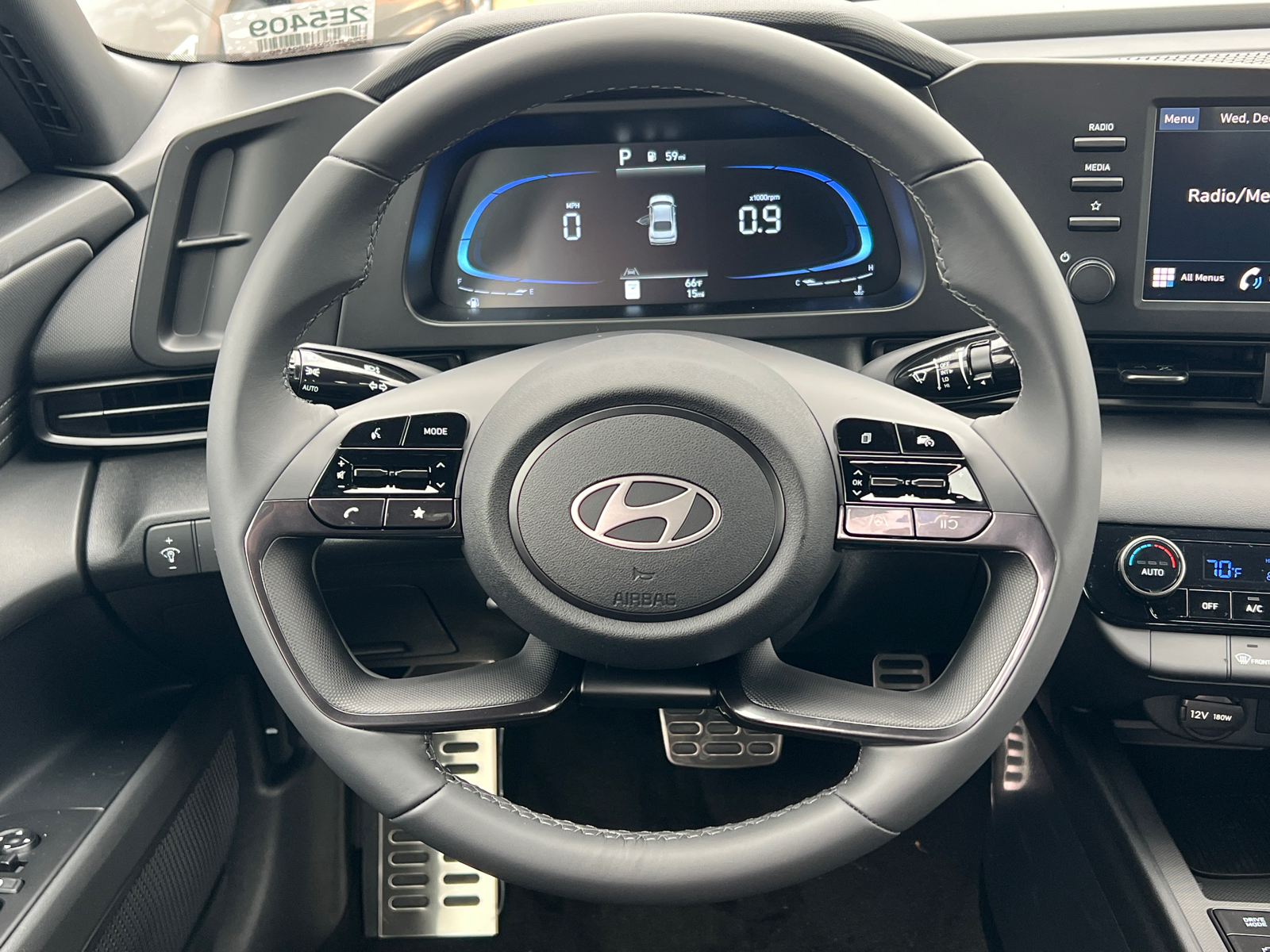 2025 Hyundai Elantra SEL 23