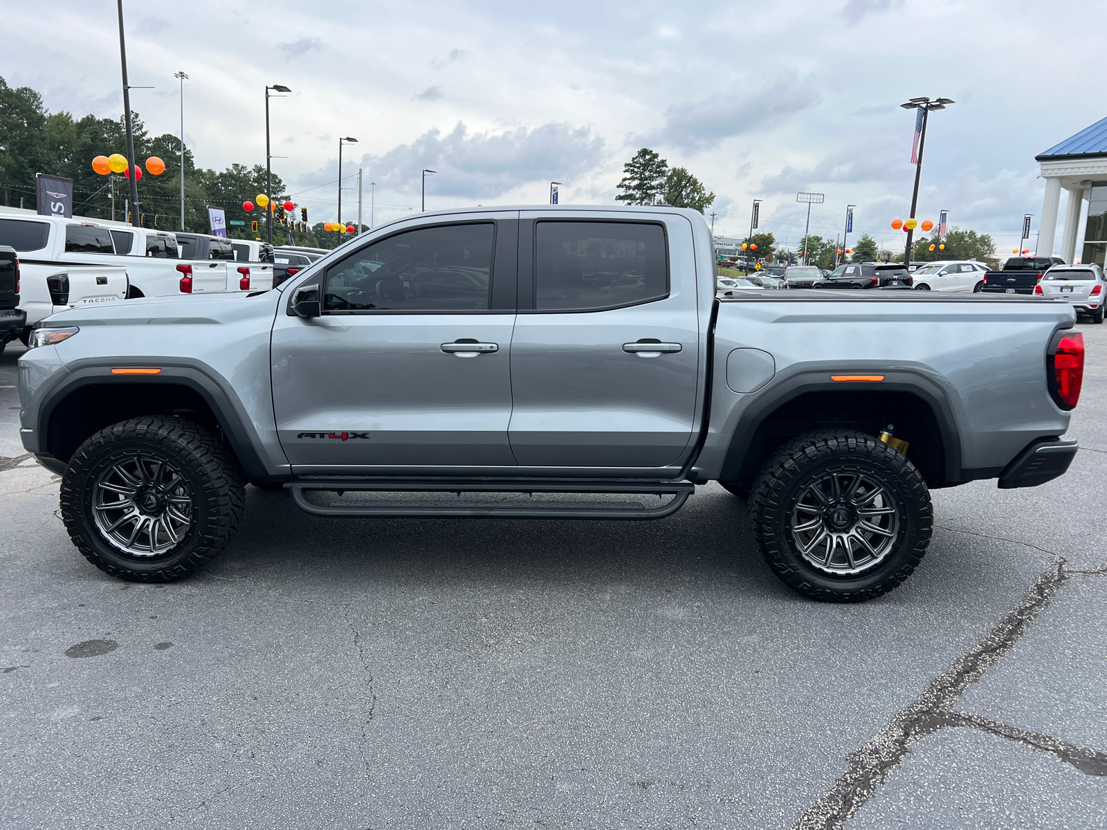 2023 GMC Canyon AT4X 8