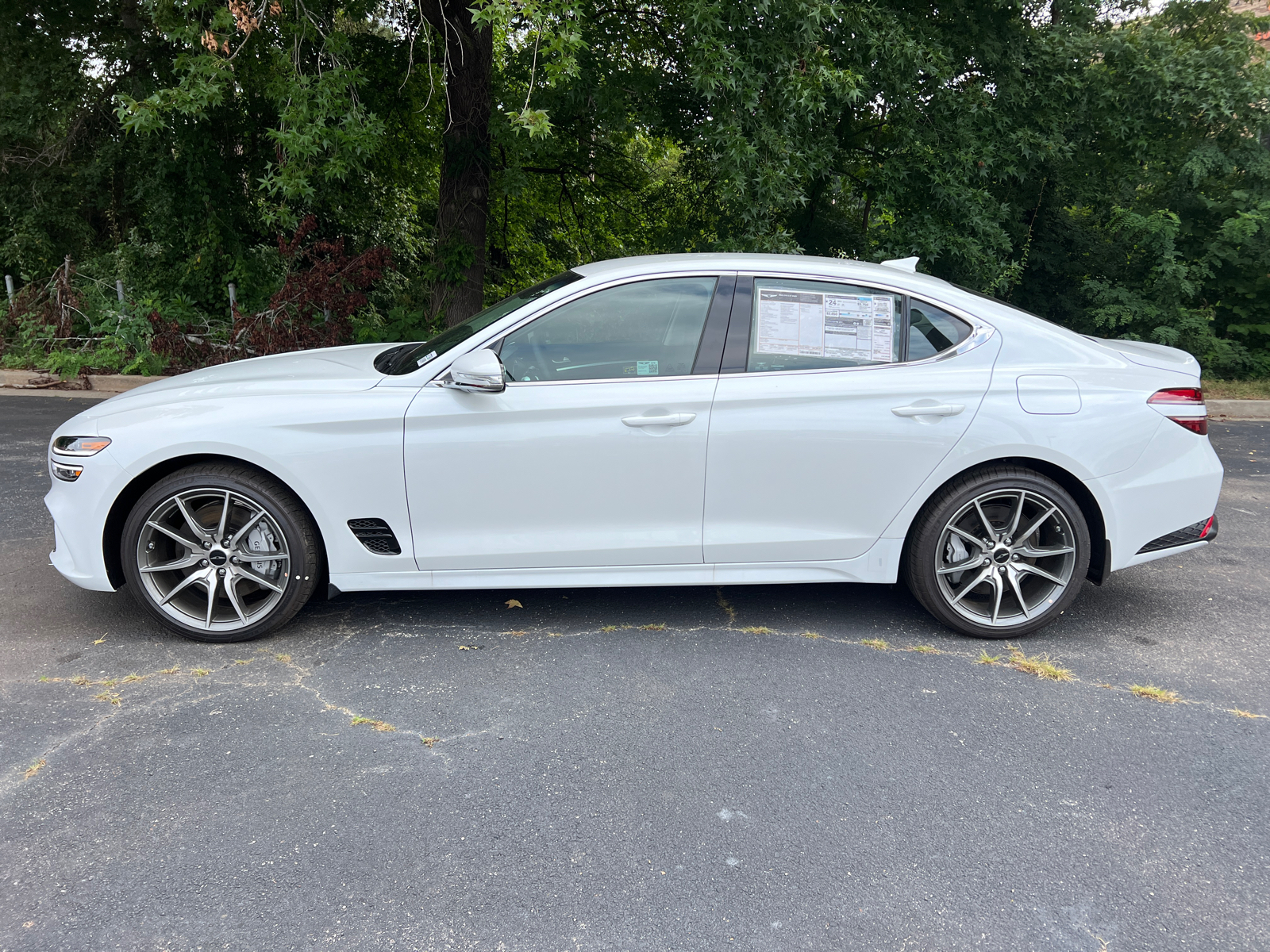 2025 Genesis G70 2.5T 8