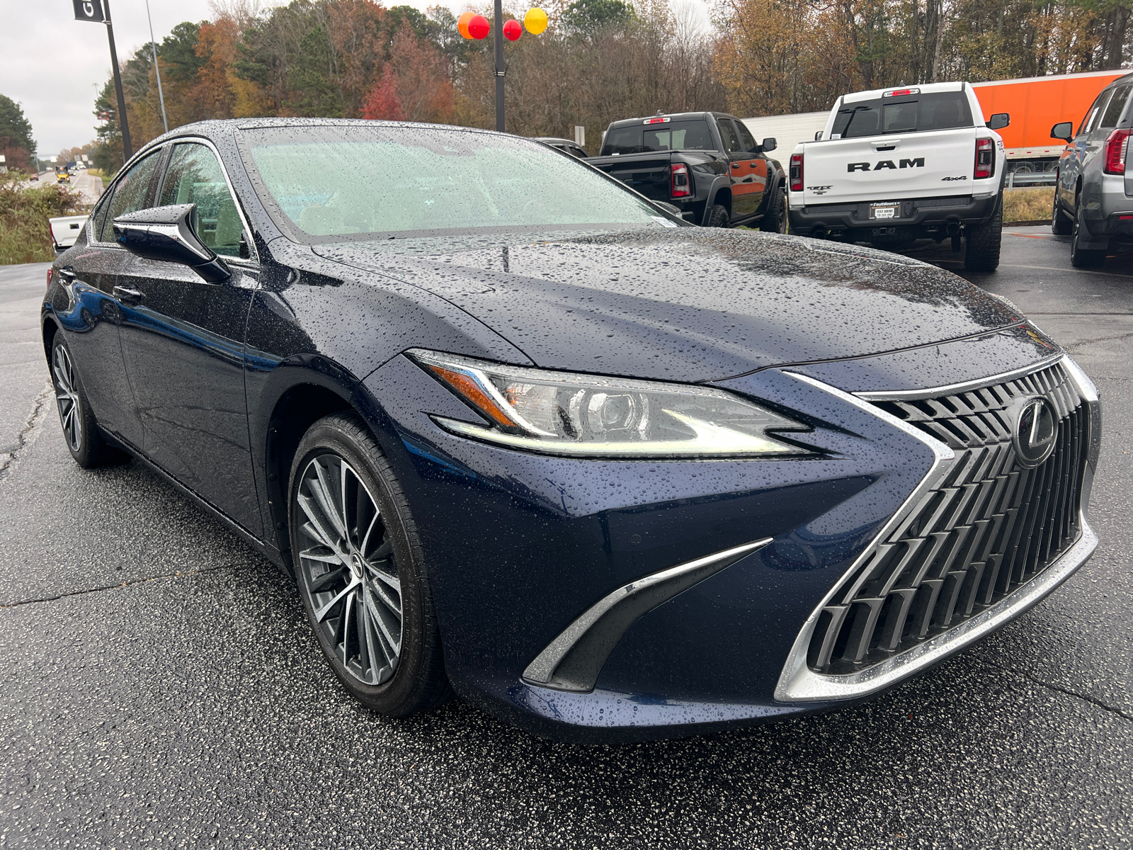 2022 Lexus ES 350 3