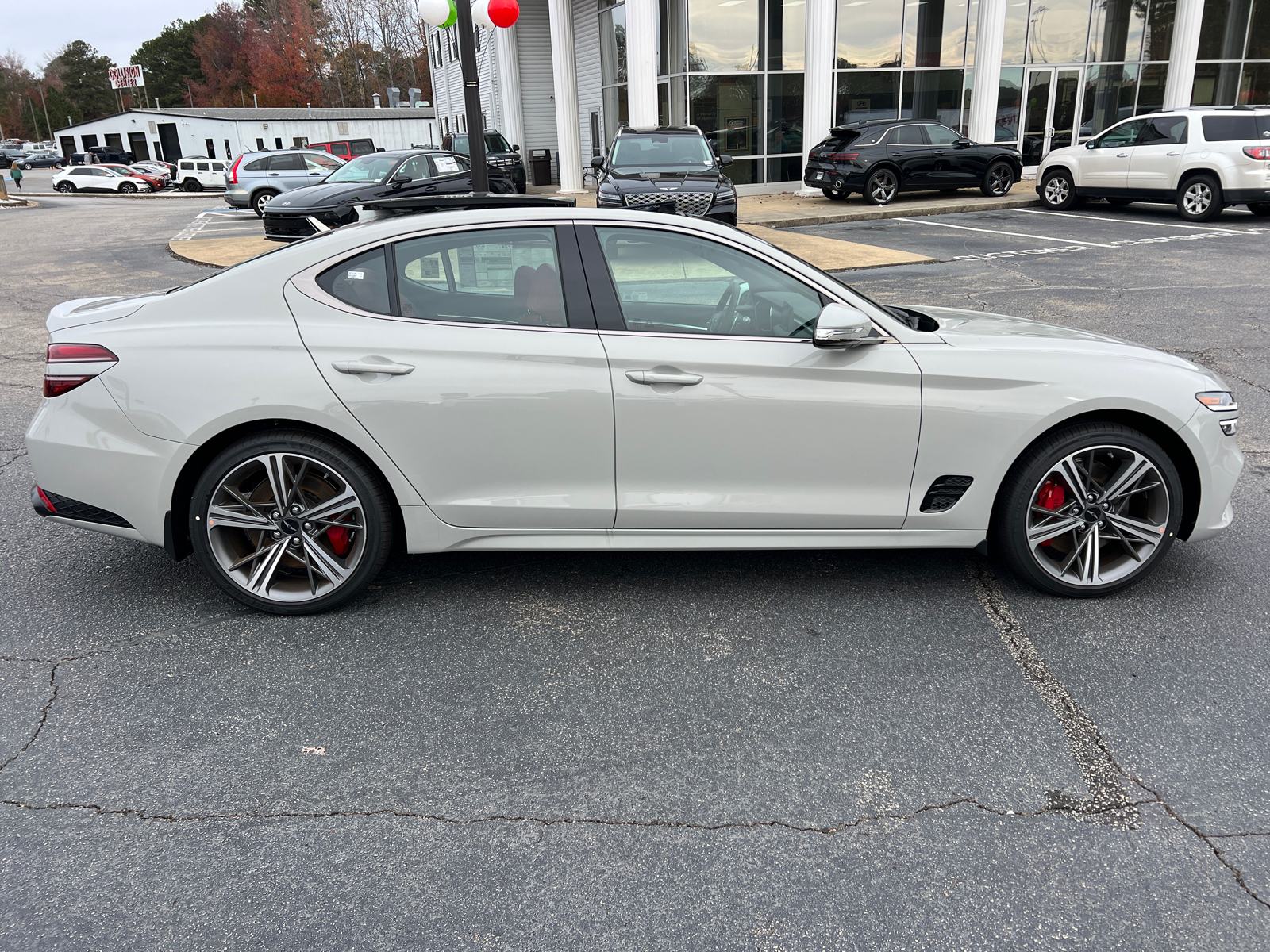 2025 Genesis G70 2.5T 4