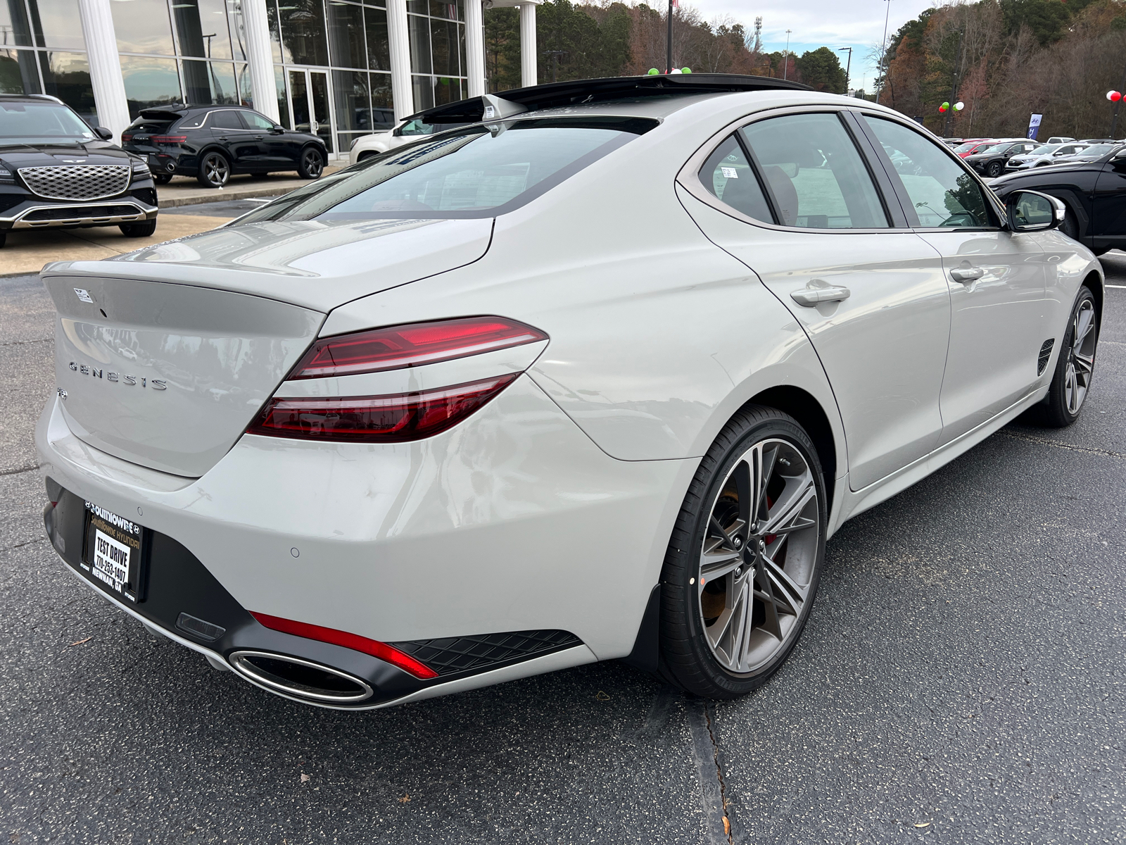 2025 Genesis G70 2.5T 5