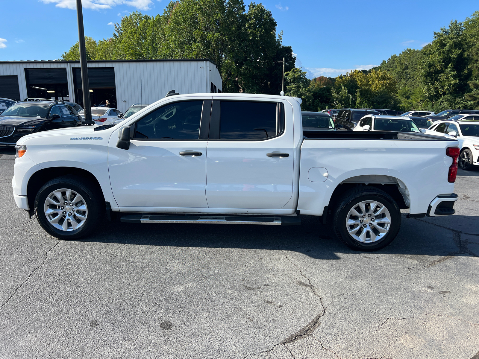 2022 Chevrolet Silverado 1500 Custom 8