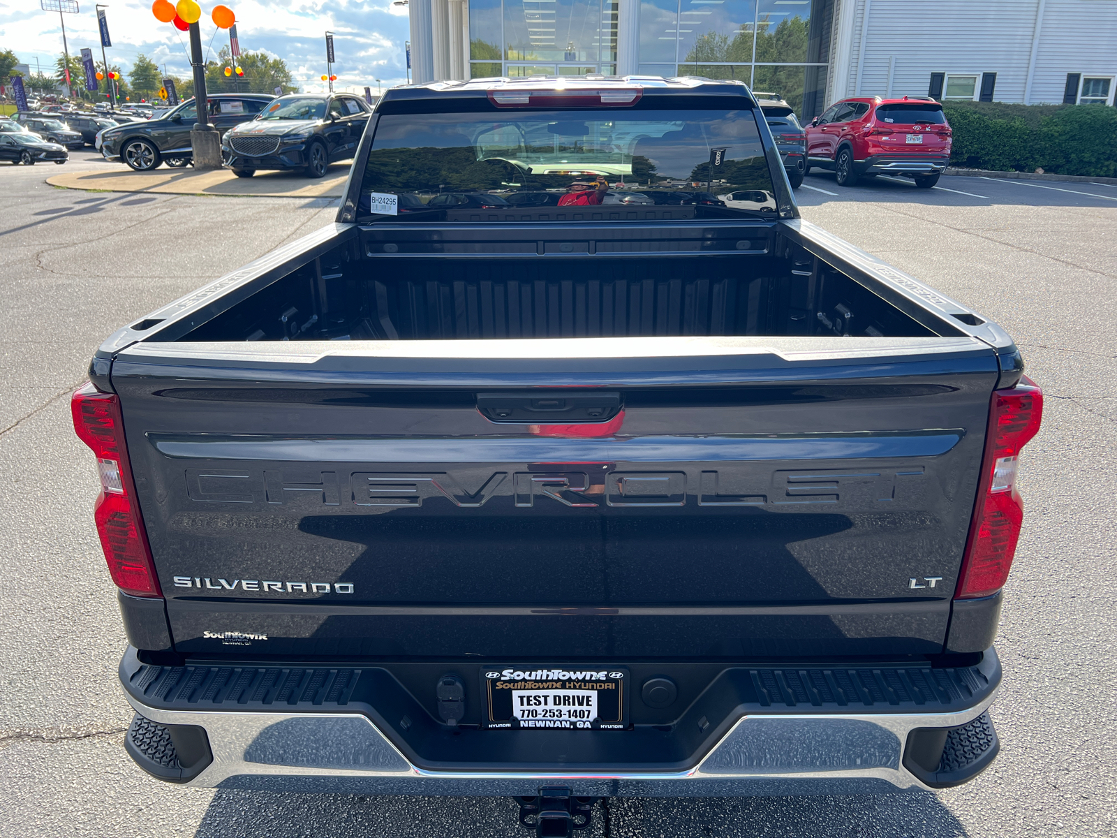 2023 Chevrolet Silverado 1500 LT 6