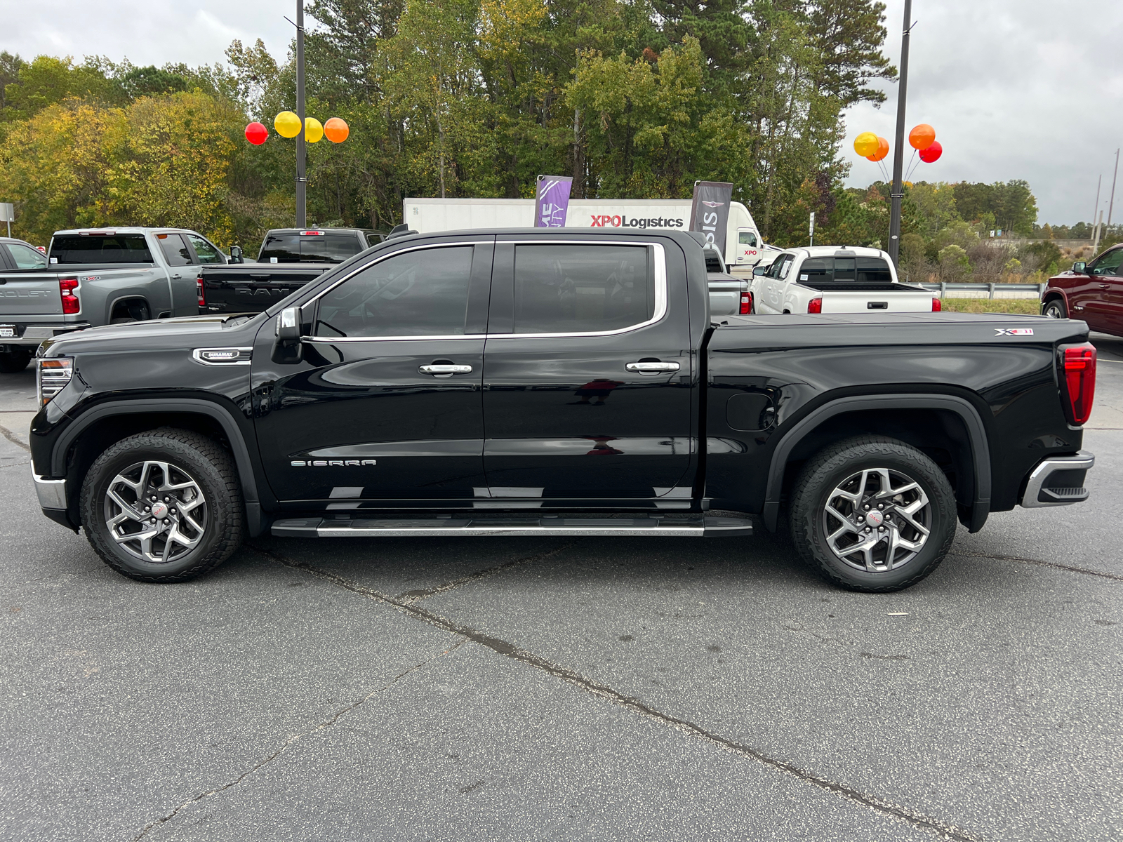 2022 GMC Sierra 1500 SLT 8