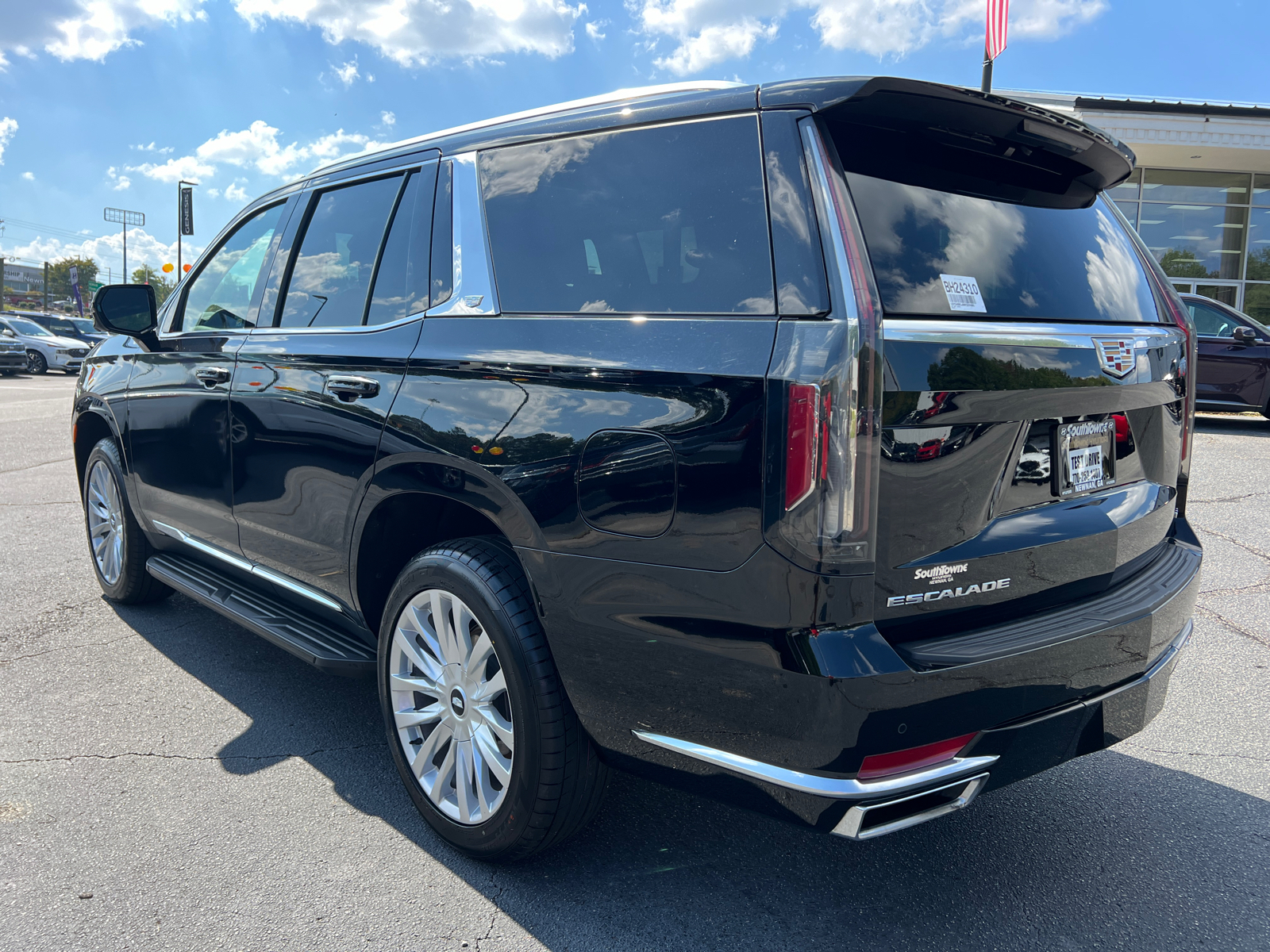 2022 Cadillac Escalade Luxury 7