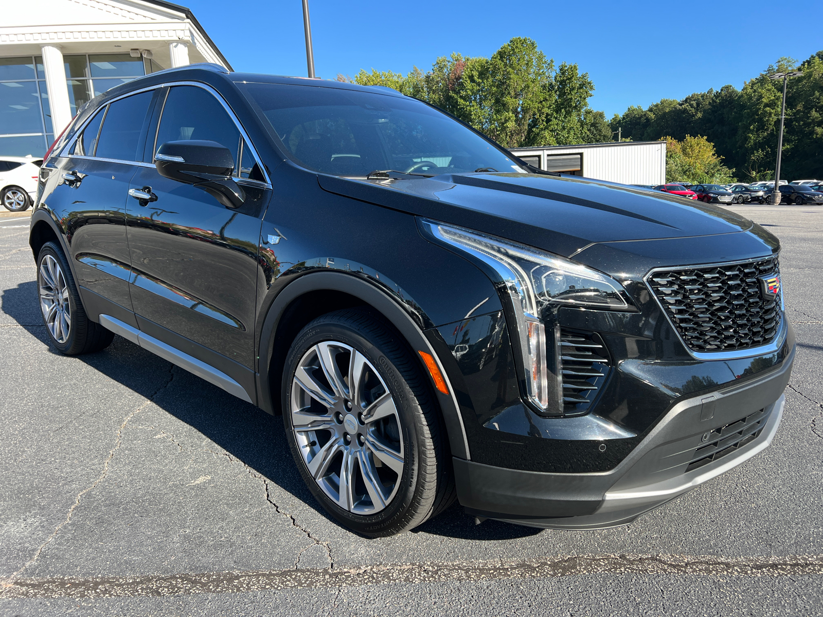 2023 Cadillac XT4 Premium Luxury 3