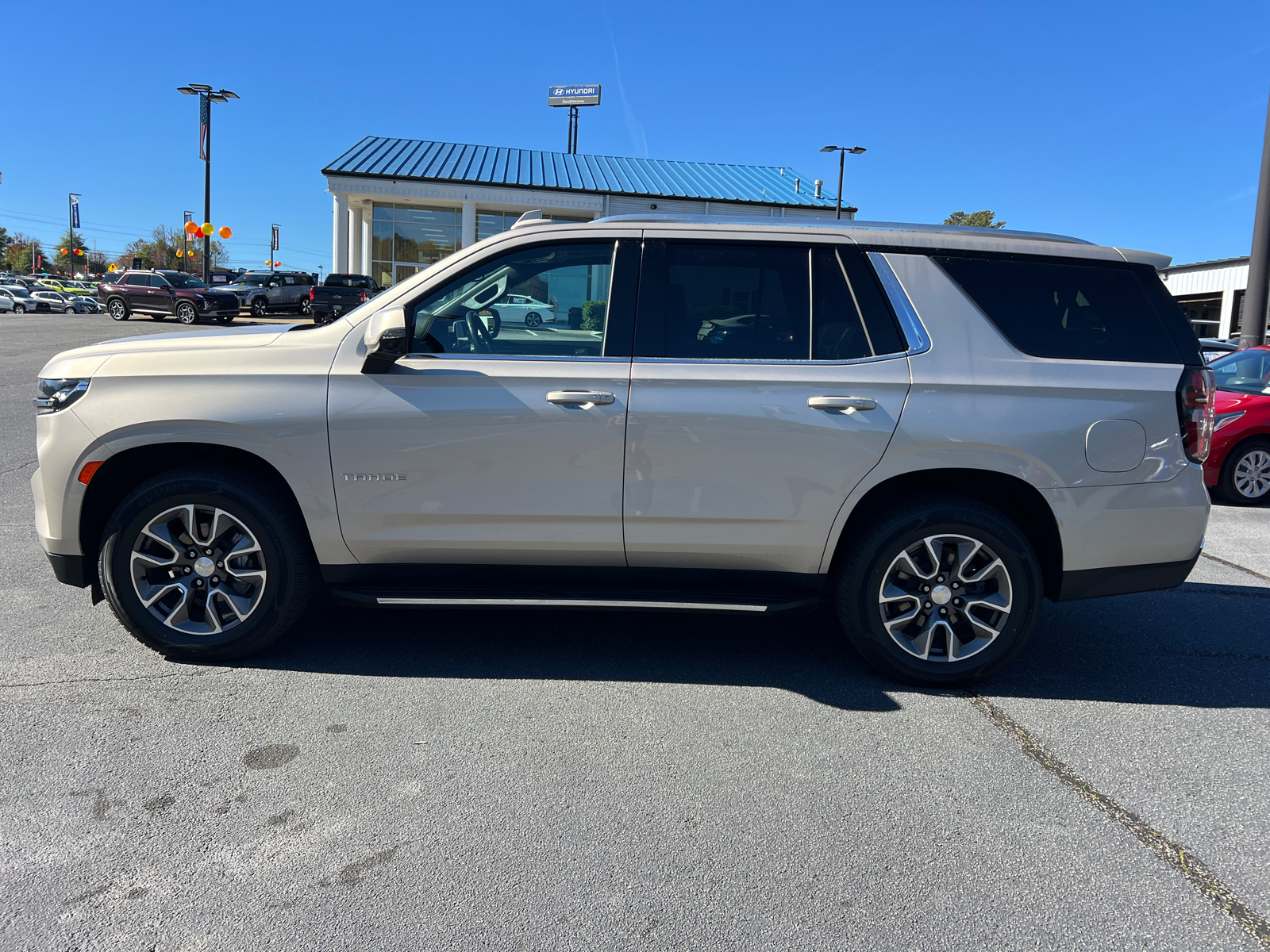 2022 Chevrolet Tahoe LT 8