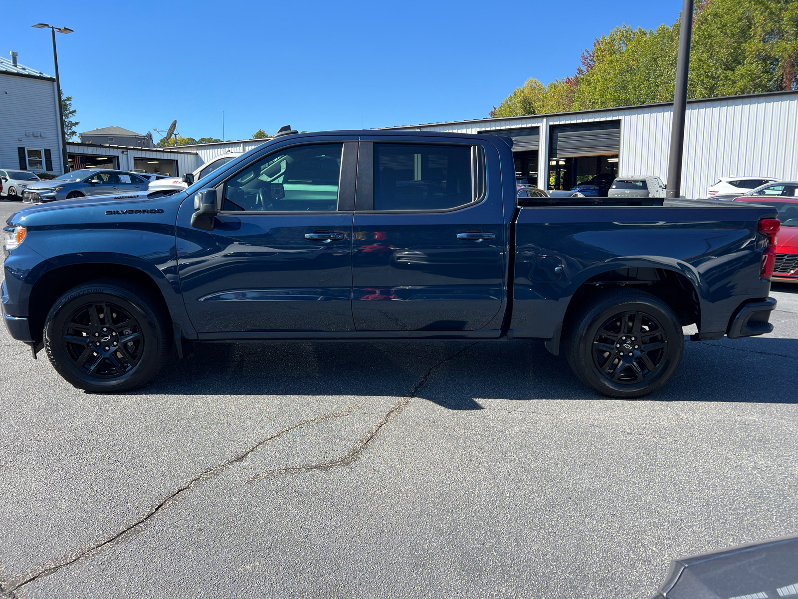 2022 Chevrolet Silverado 1500 RST 8