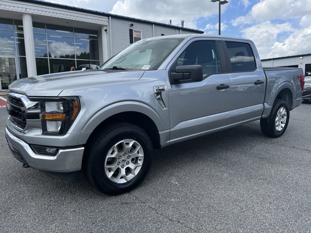 2023 Ford F-150 XLT 2