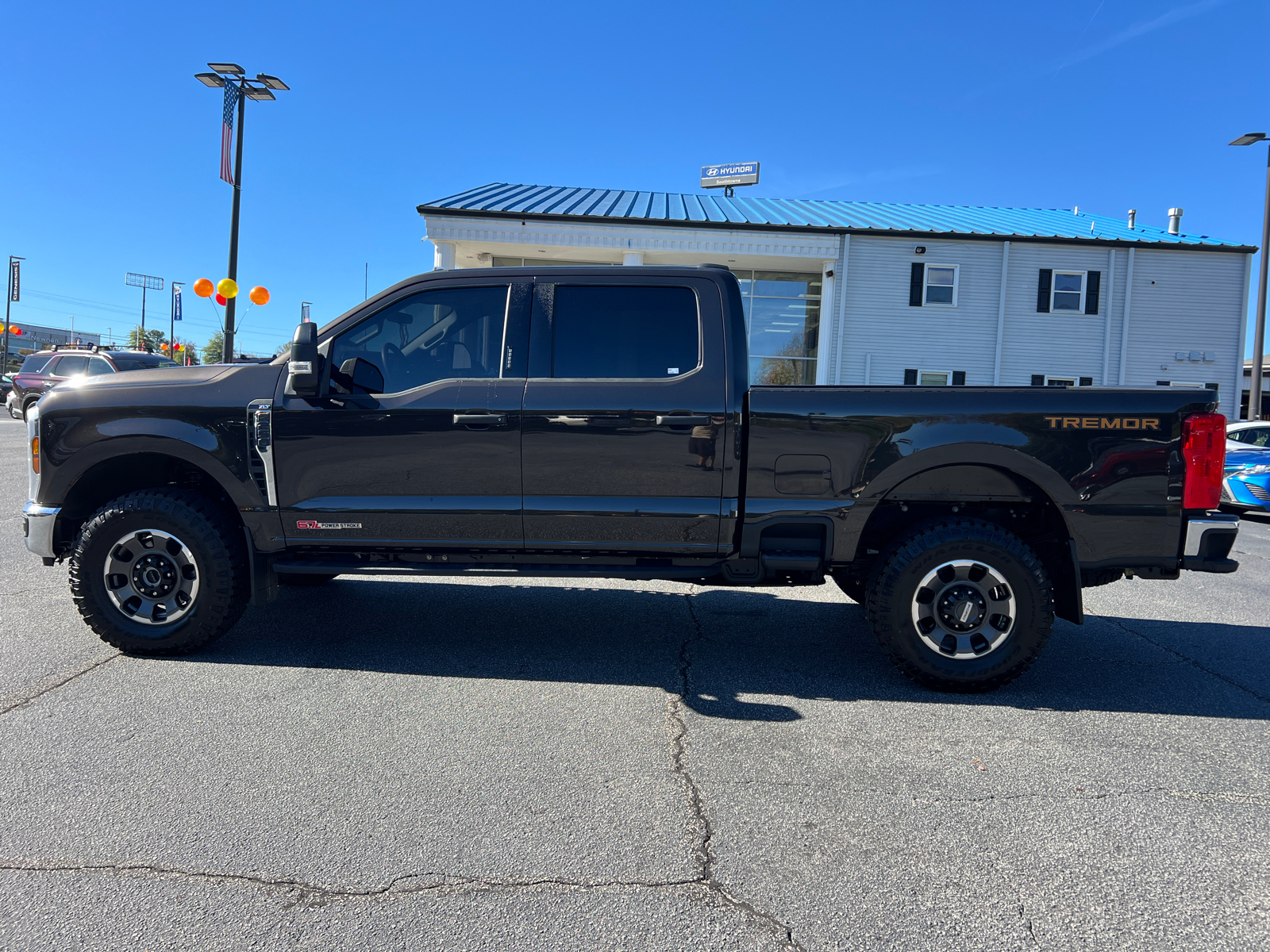 2024 Ford F-250SD XLT 8