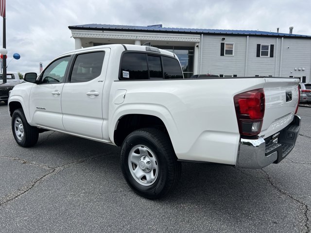 2022 Toyota Tacoma SR5 8