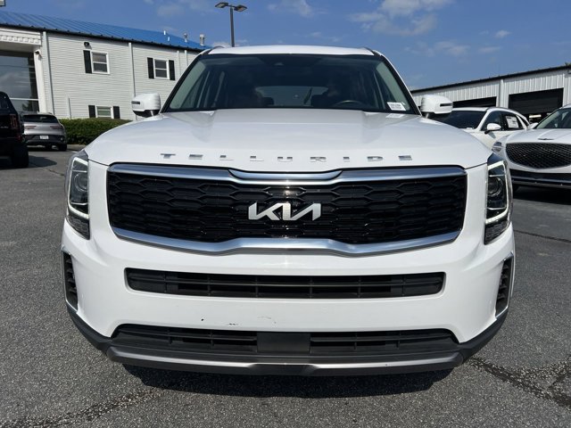 2022 Kia Telluride S 3