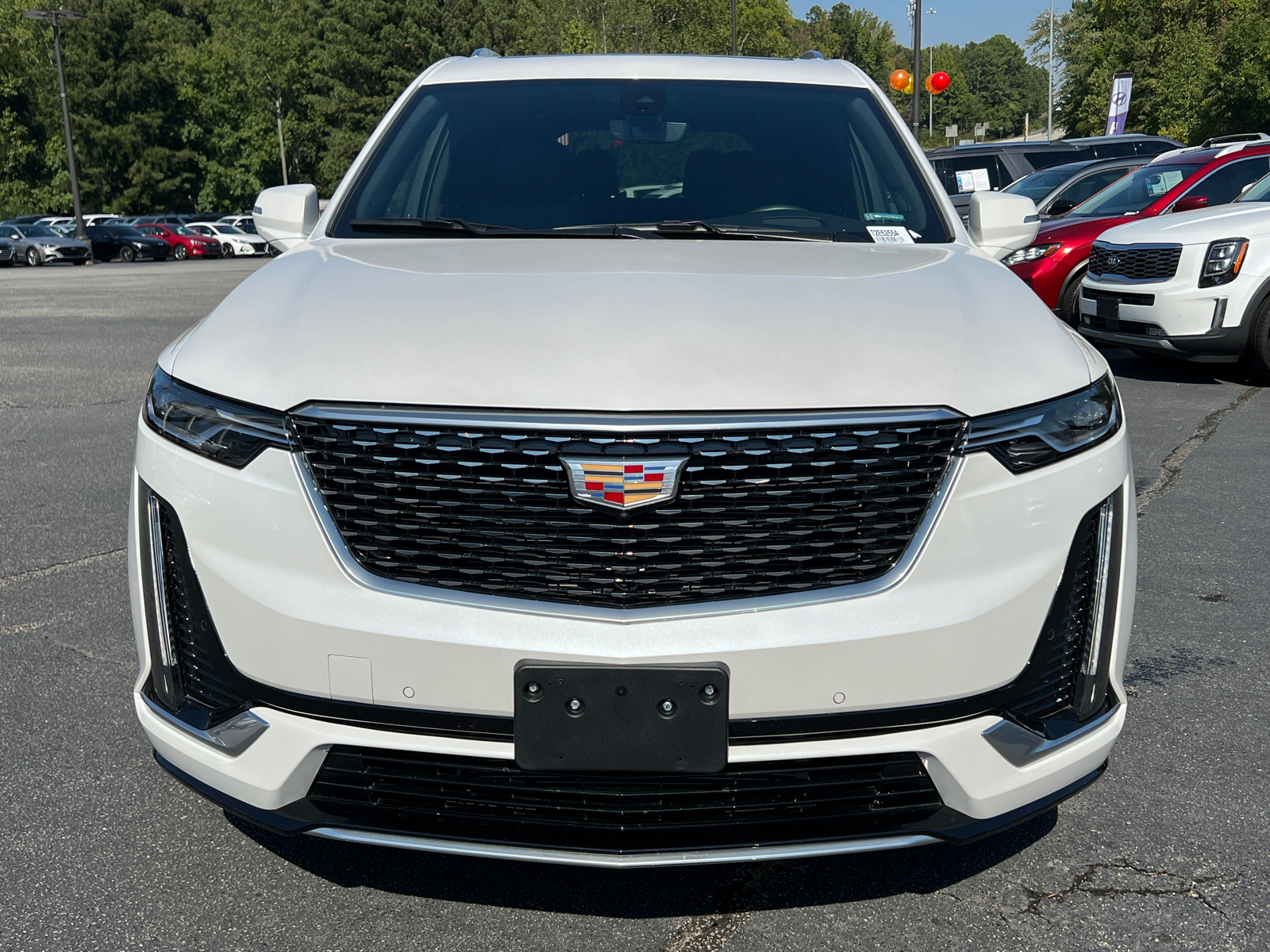 2024 Cadillac XT6 Premium Luxury 2