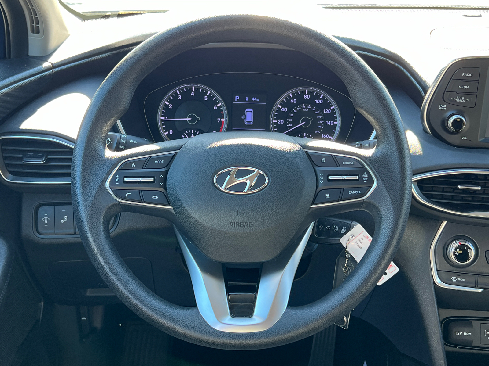 2019 Hyundai Santa Fe SE 23