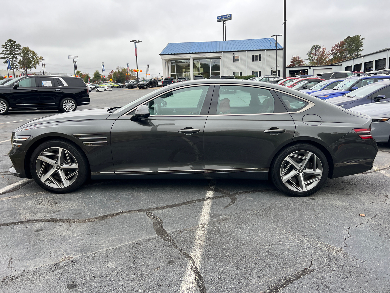 2023 Genesis G80 2.5T 8