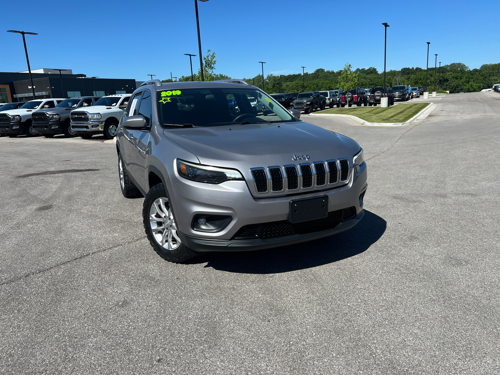 2019 Jeep Cherokee Latitude 2