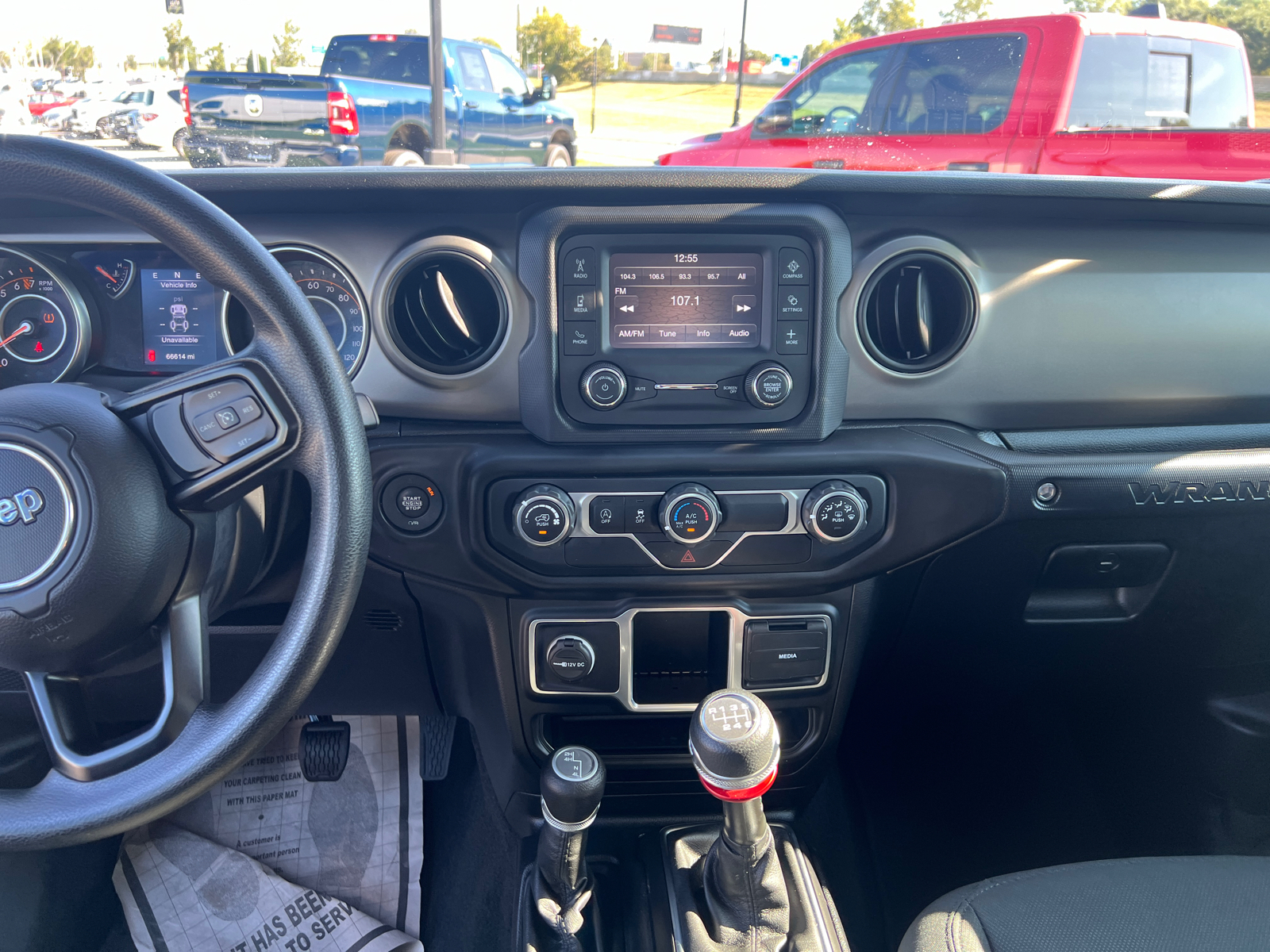 2020 Jeep Wrangler Unlimited Sport 14