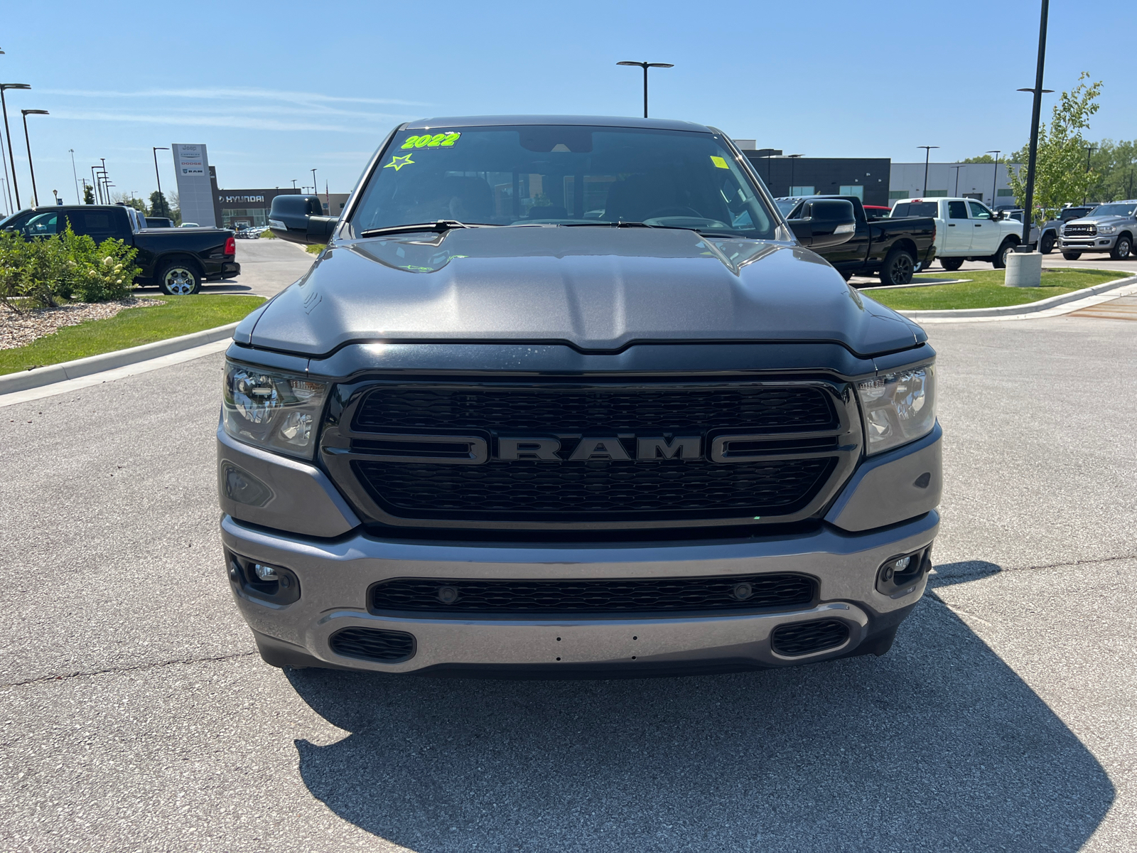 2022 Ram 1500 Big Horn 4x4 Crew Cab 57 Box 3