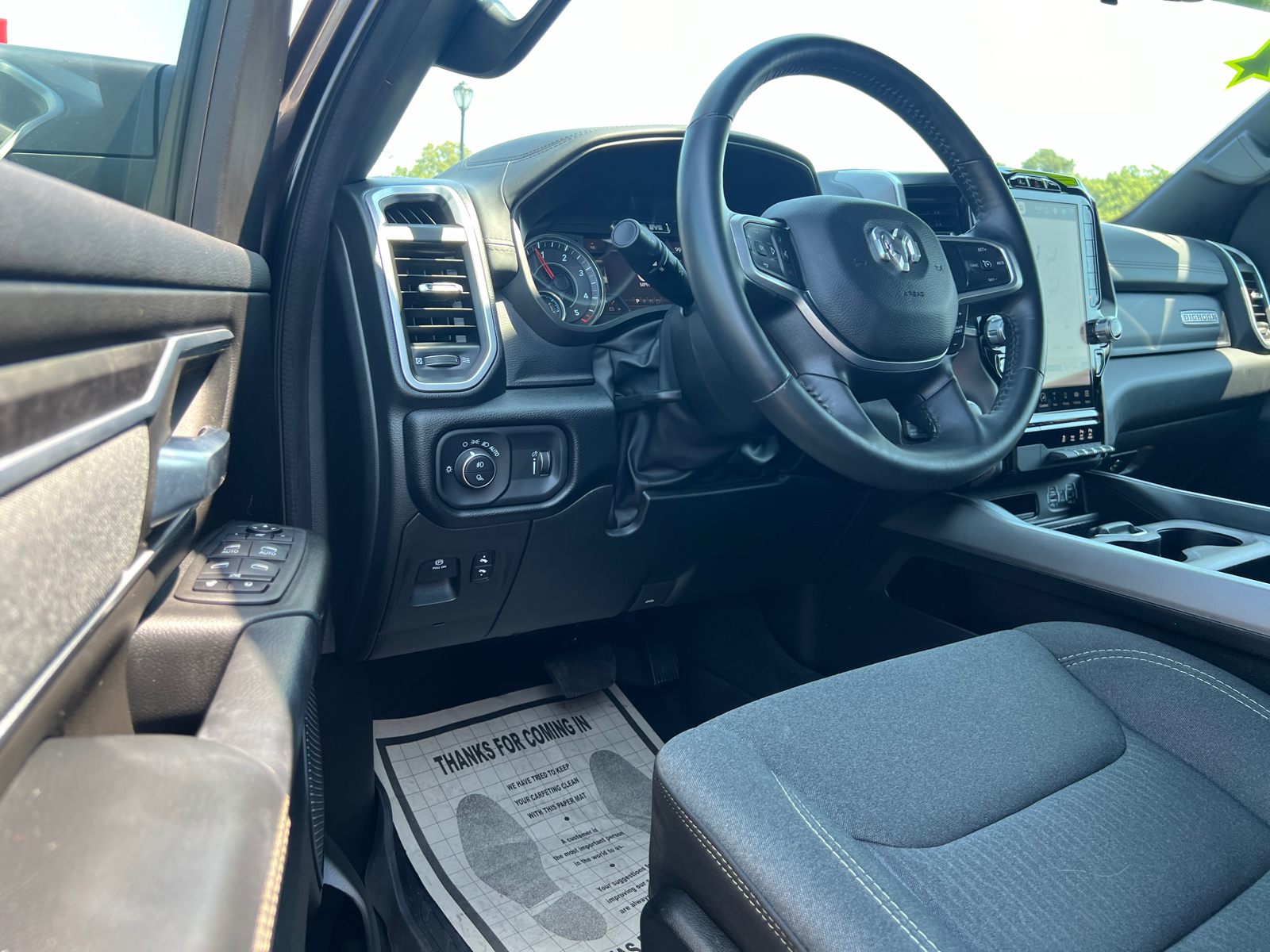 2022 Ram 1500 Big Horn 4x4 Crew Cab 57 Box 16