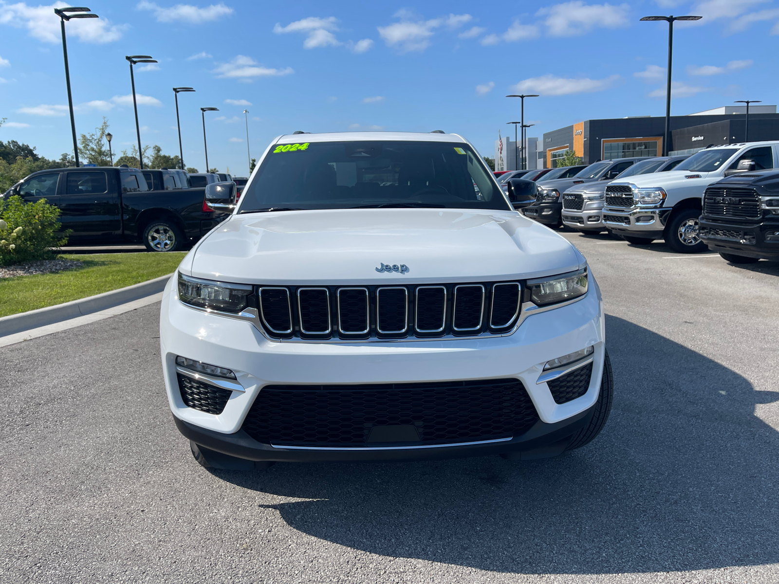 2024 Jeep Grand Cherokee 4xe  3