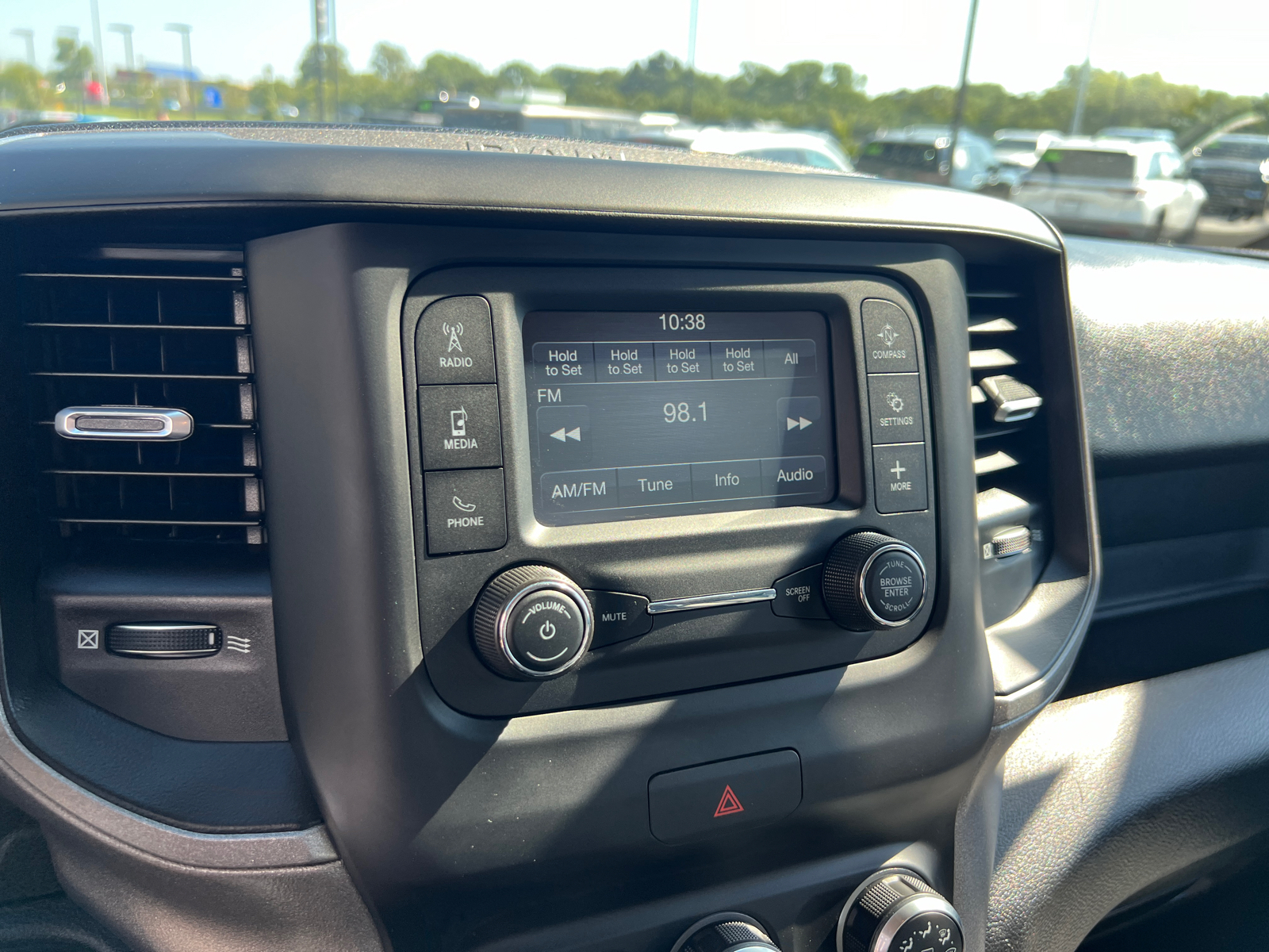 2019 Ram 2500 Tradesman 4x4 Crew Cab 64 Box 25