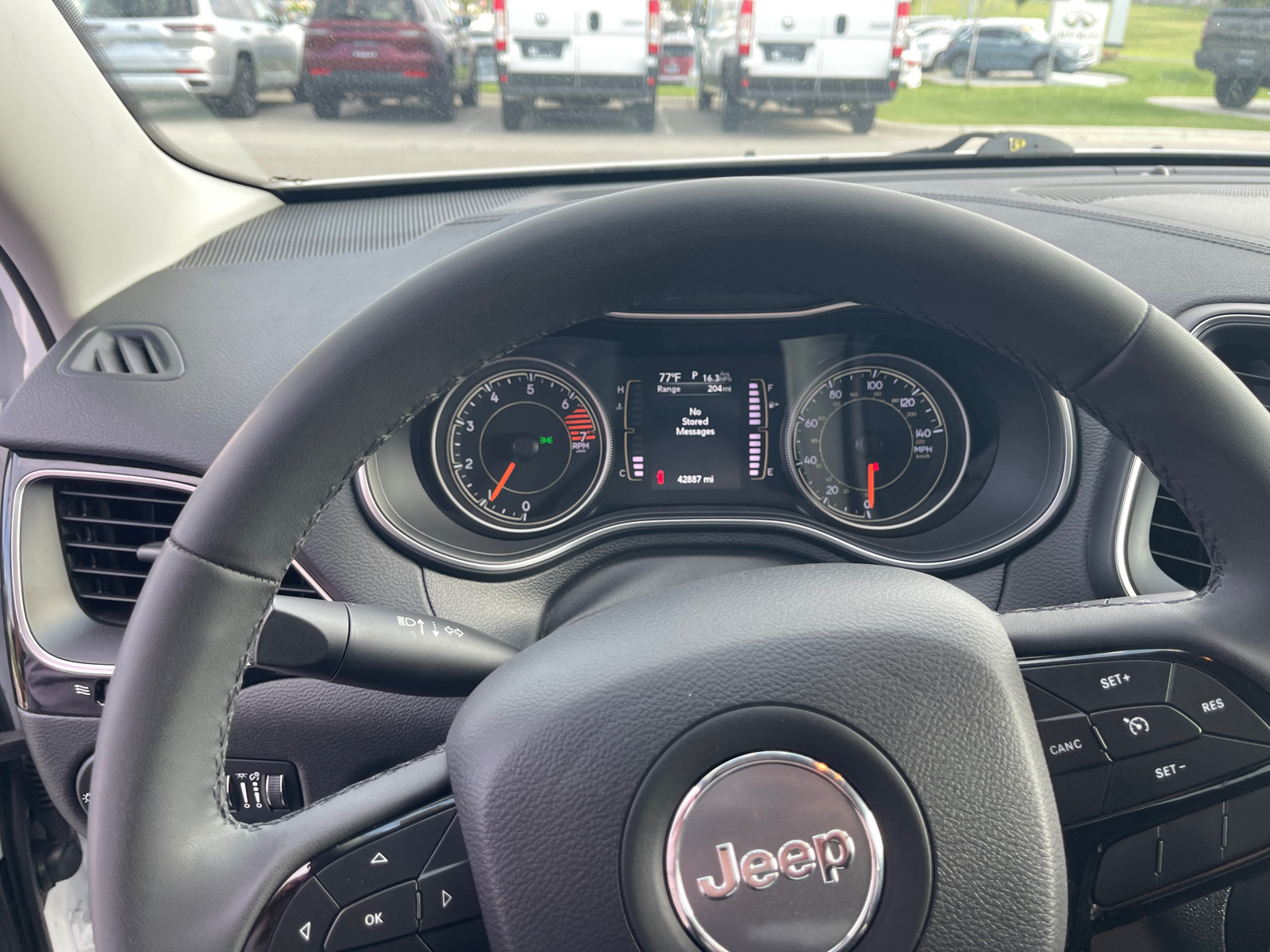 2020 Jeep Cherokee Altitude 21