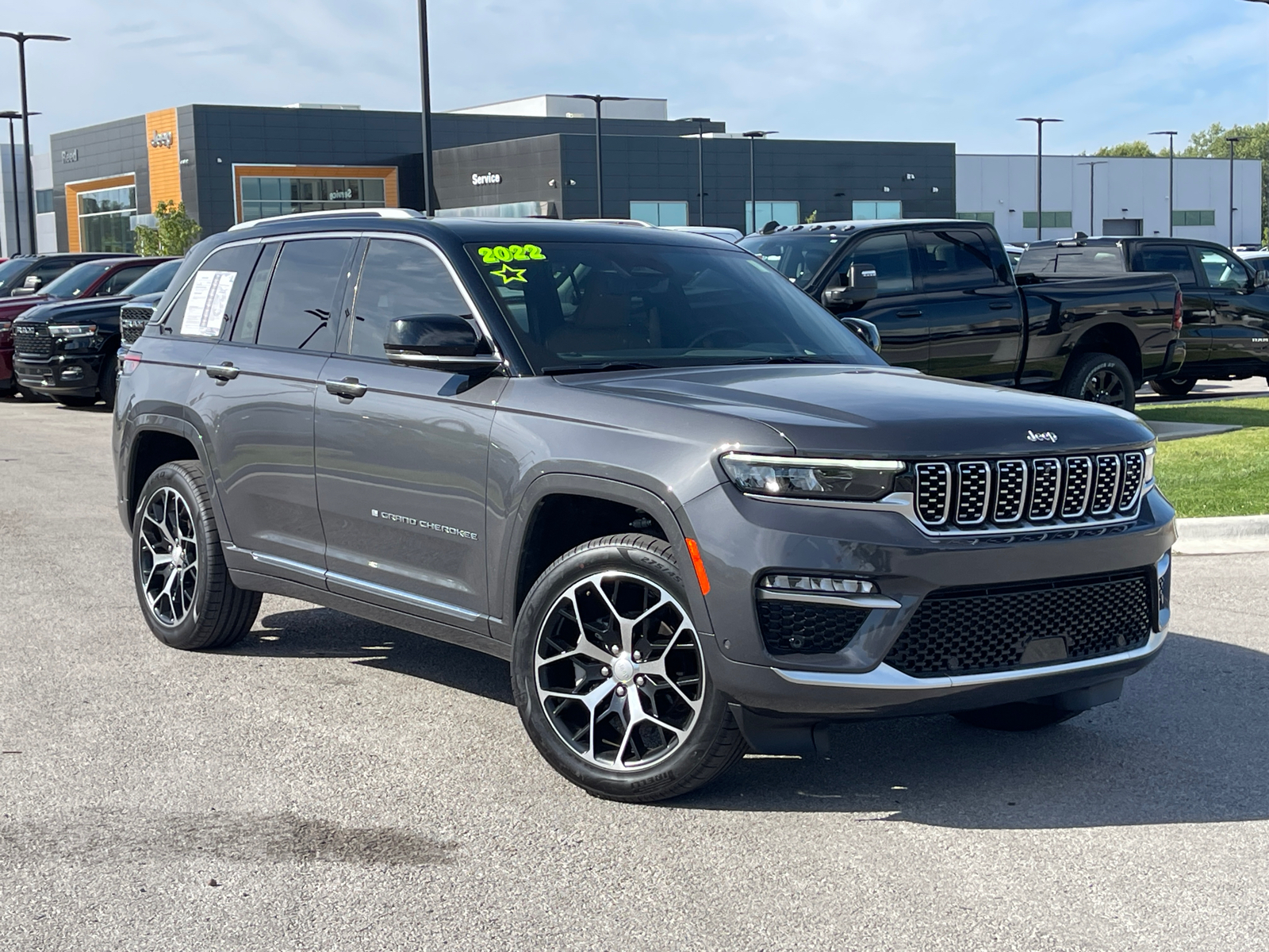 2022 Jeep Grand Cherokee Summit Reserve 1