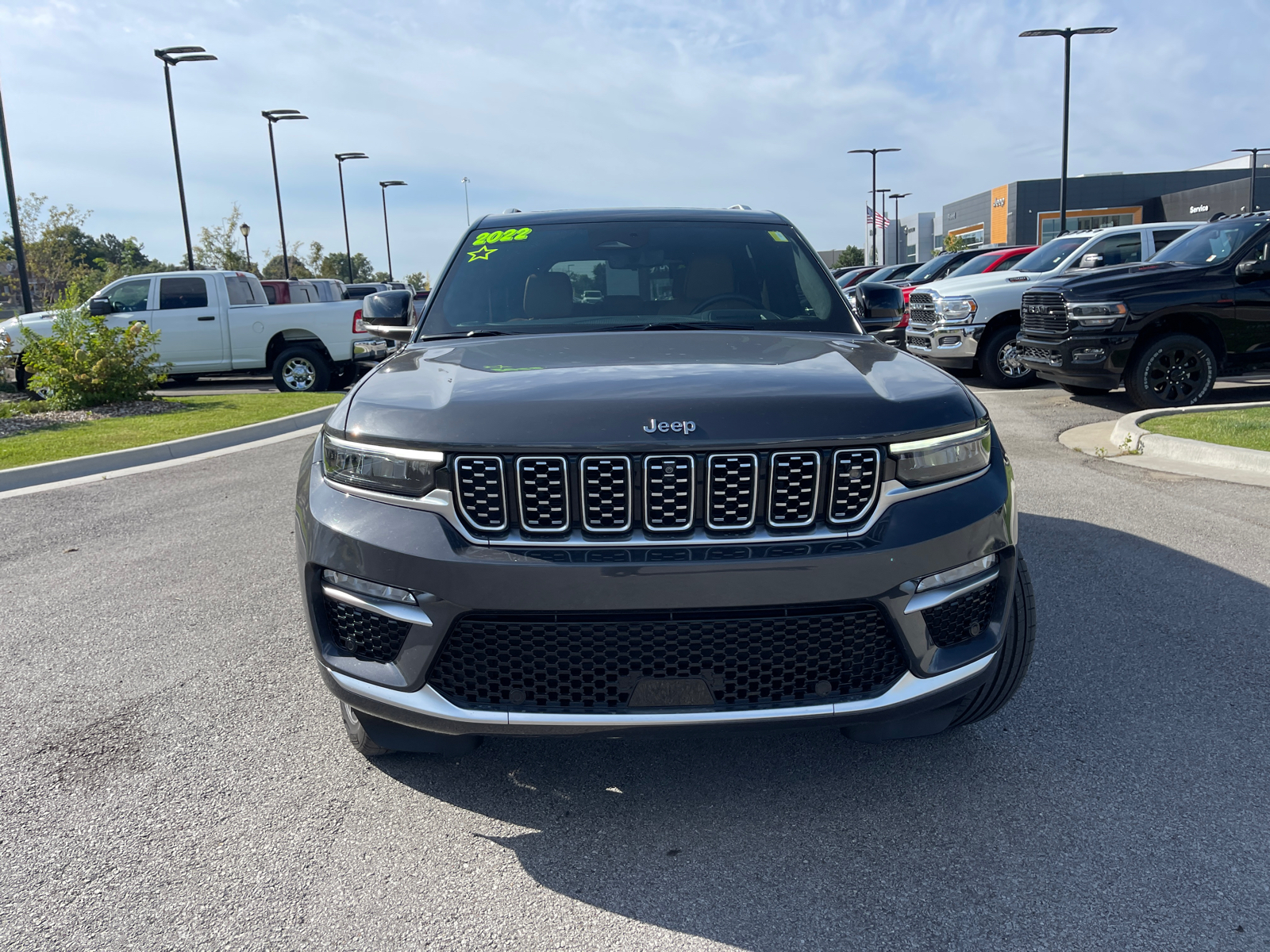 2022 Jeep Grand Cherokee Summit Reserve 3