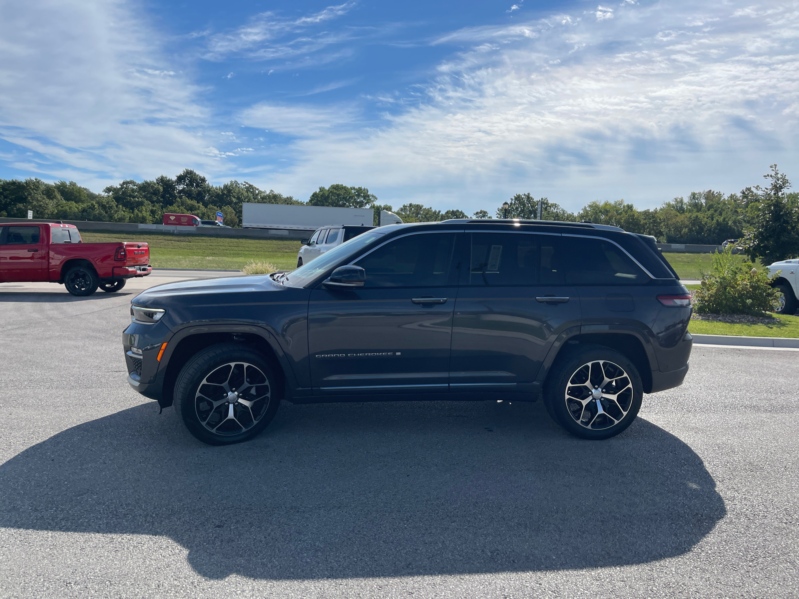 2022 Jeep Grand Cherokee Summit Reserve 5