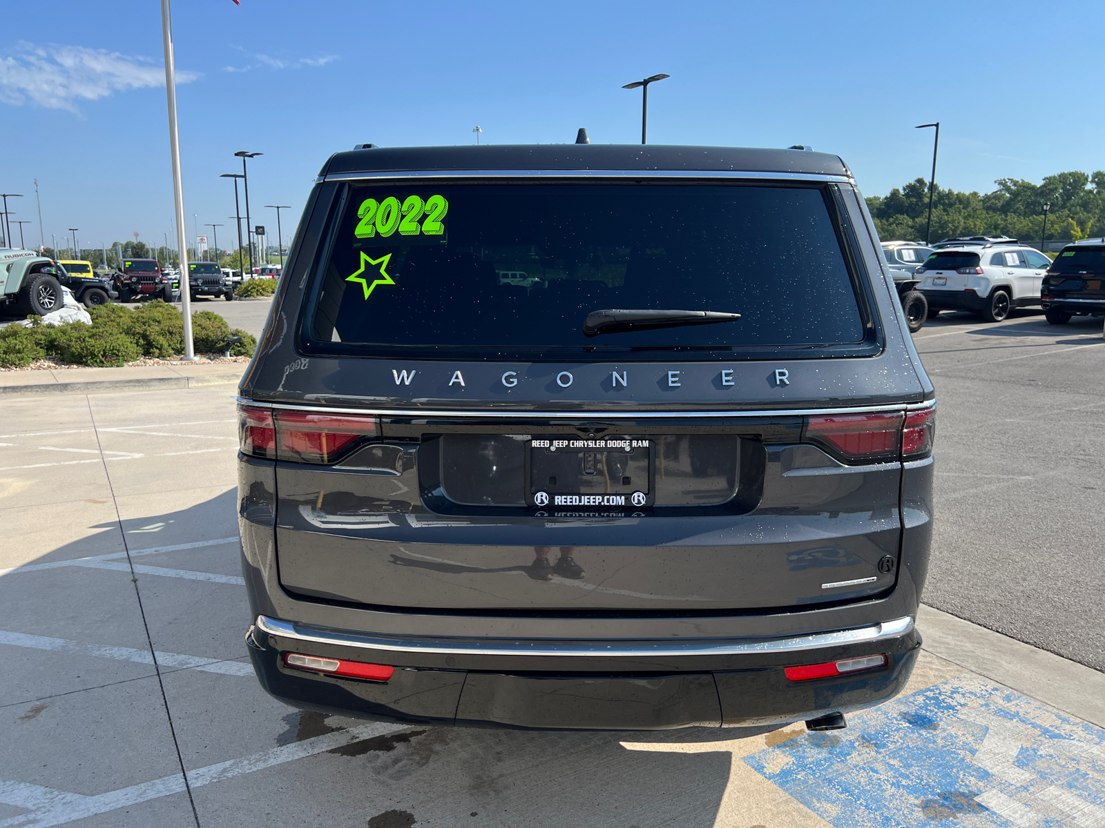 2022 Jeep Wagoneer Series II 8