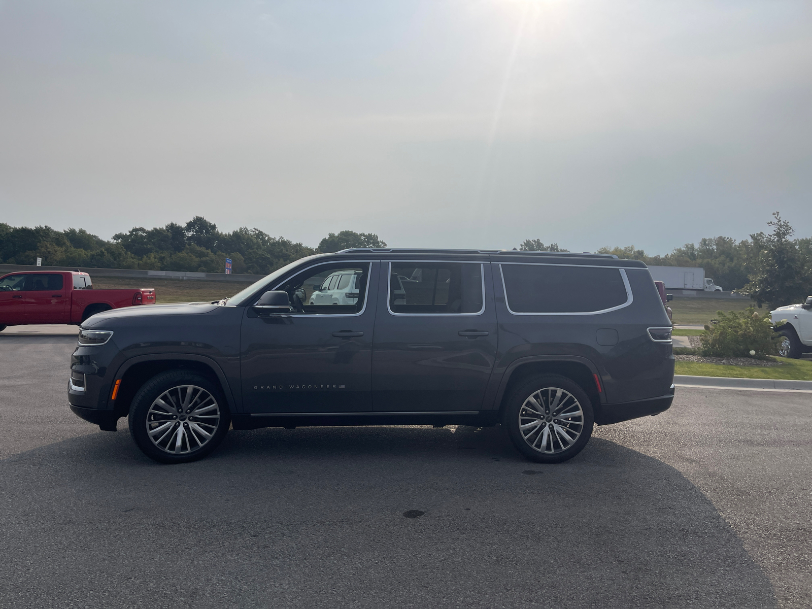 2024 Jeep Grand Wagoneer L Series III 5