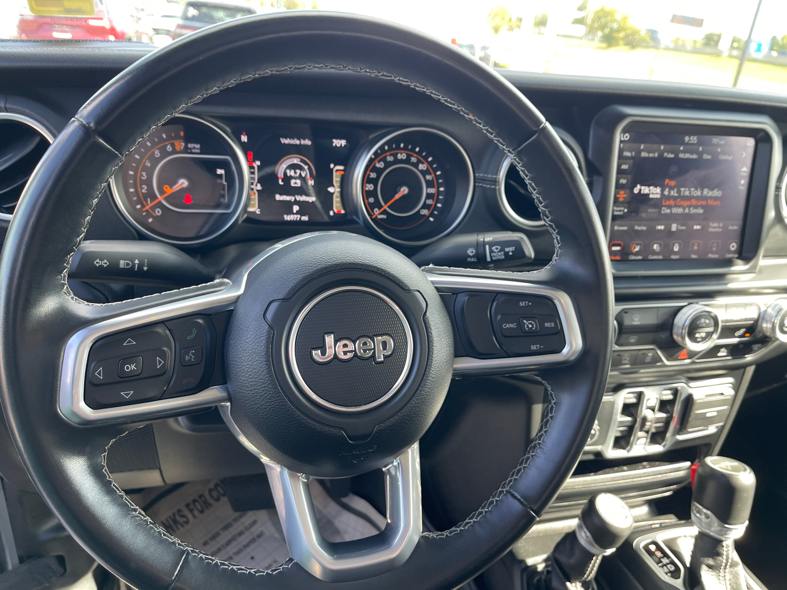 2022 Jeep Gladiator Overland 4x4 23